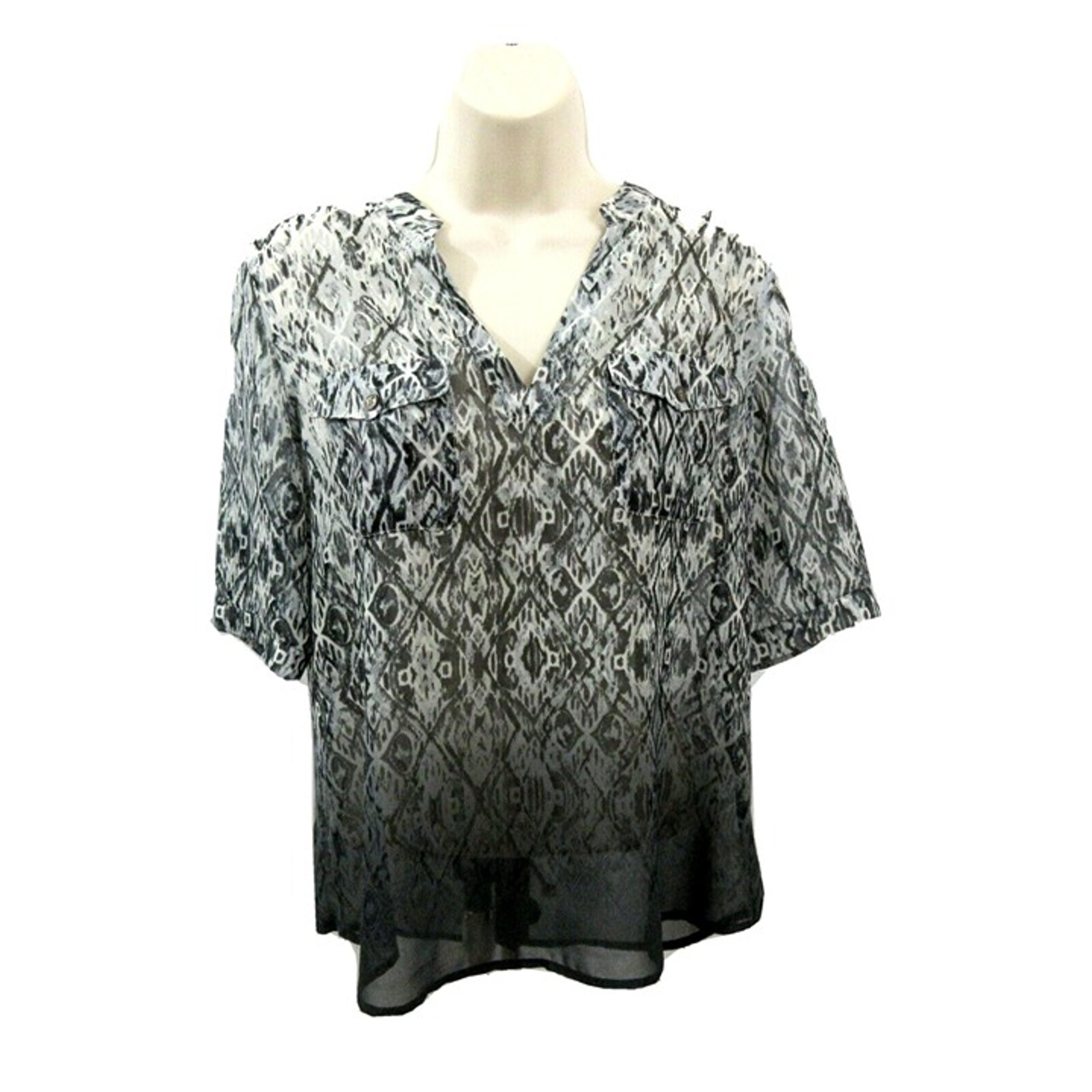 Vince Camuto Tura Tunic Top Sz Small Black White Blouse Short Sleeve Semi-Sheer
