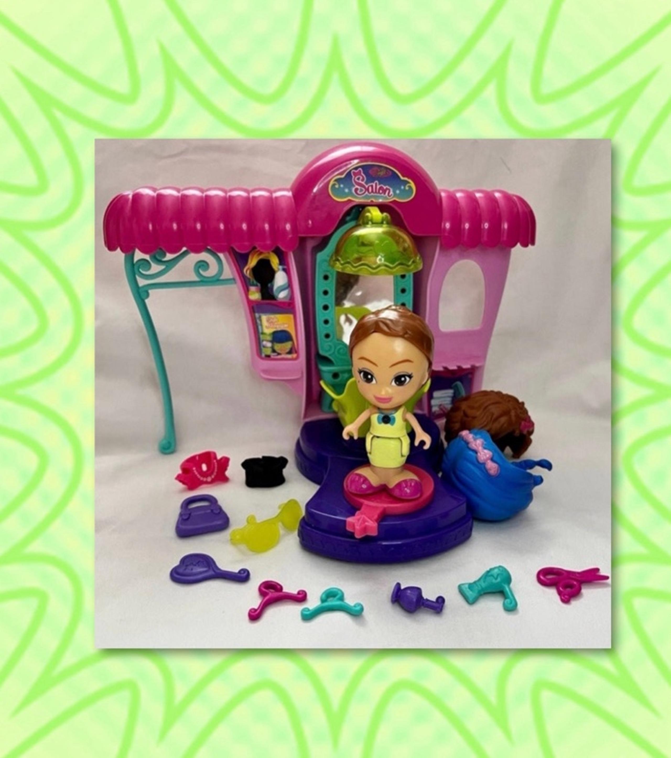 Vtech Flipsies Styla’s Salon & Fashion Boutique Playset 4” Doll Near Complete