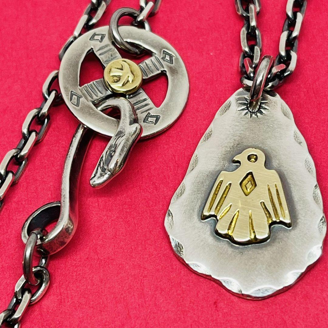 Goro's Gold Chick Inlaid Metal, Gold Metal Chain with Eagle Hook
