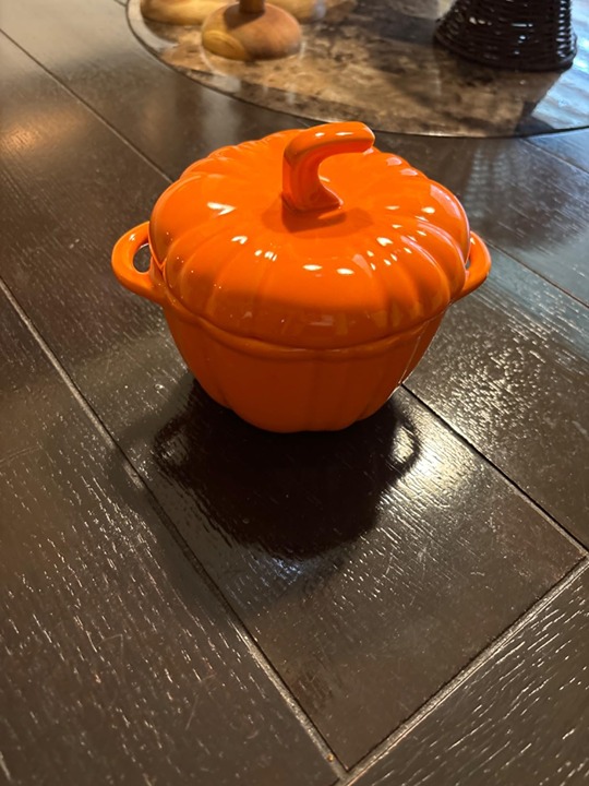 Bruntmor Oven Safe Ramekins - Set of 2 Ceramic Soup Bowls - Pumpkin Shaped Pot