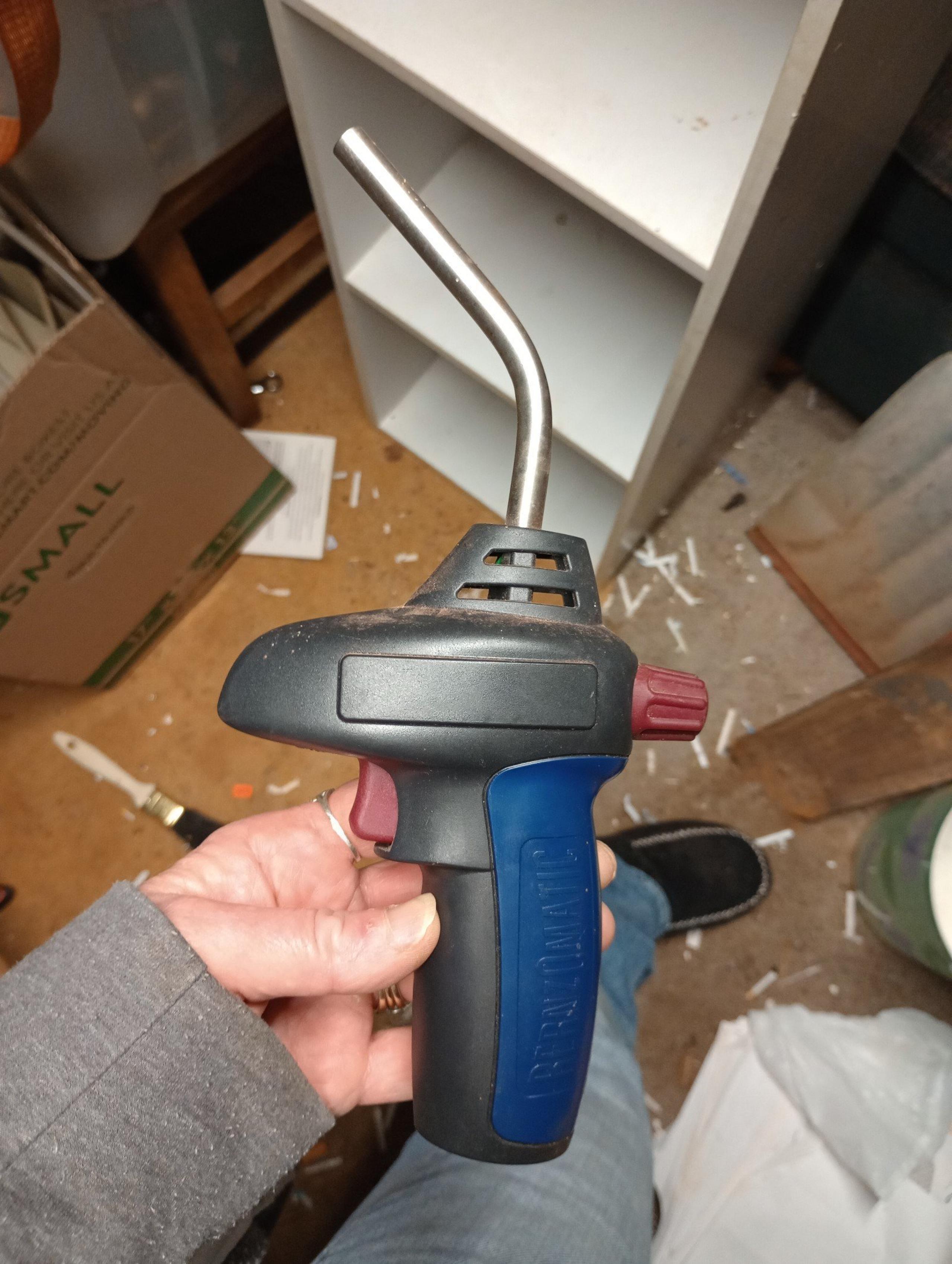 Torch head