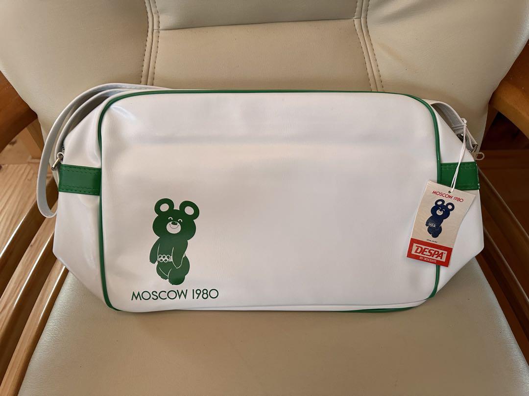 1980 Japan-made Moscow Olympics official Misha the bear sports bag, extremely rare.