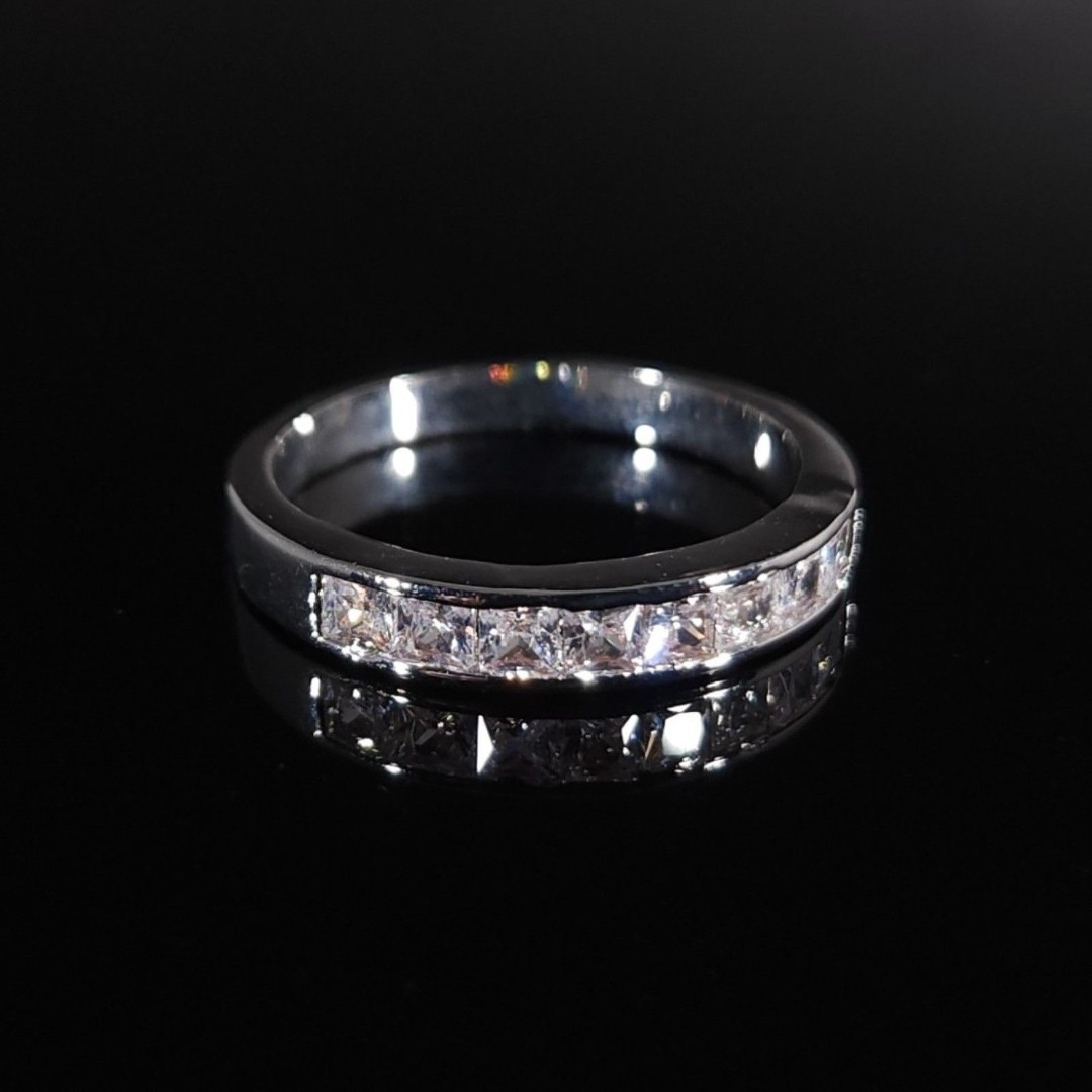 Simulated Diamond CZ Band Silvertone Size 8