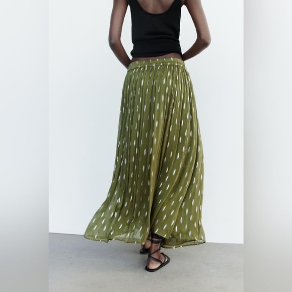 NWT Zara Woman METALLIC THREAD BOHO SKIRT Green Silver Size S Small
