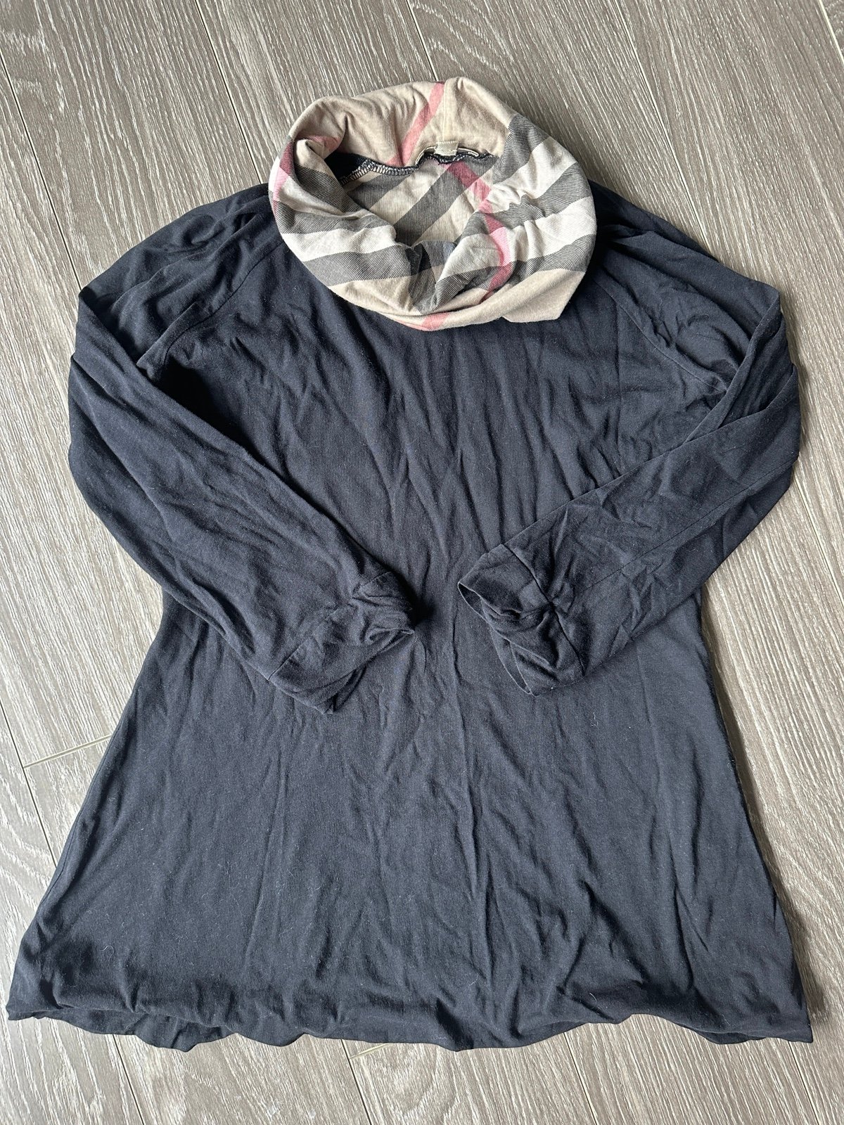 Burberry long sleeve top shirt