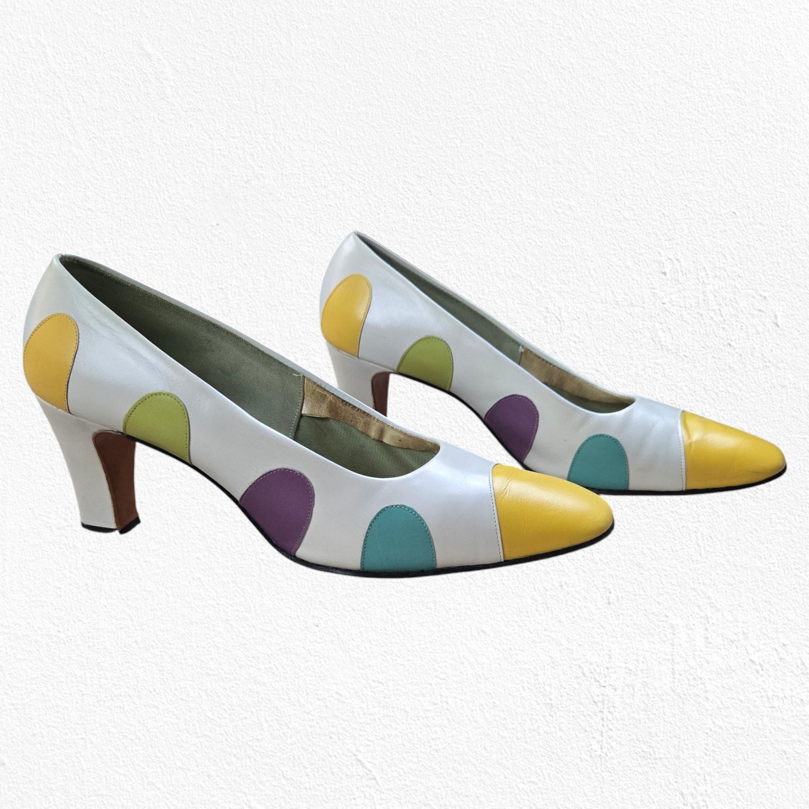 1980s Vintage Valley Shoes Colorful Polka Dot Heels Retro Mod Pumps Size 9