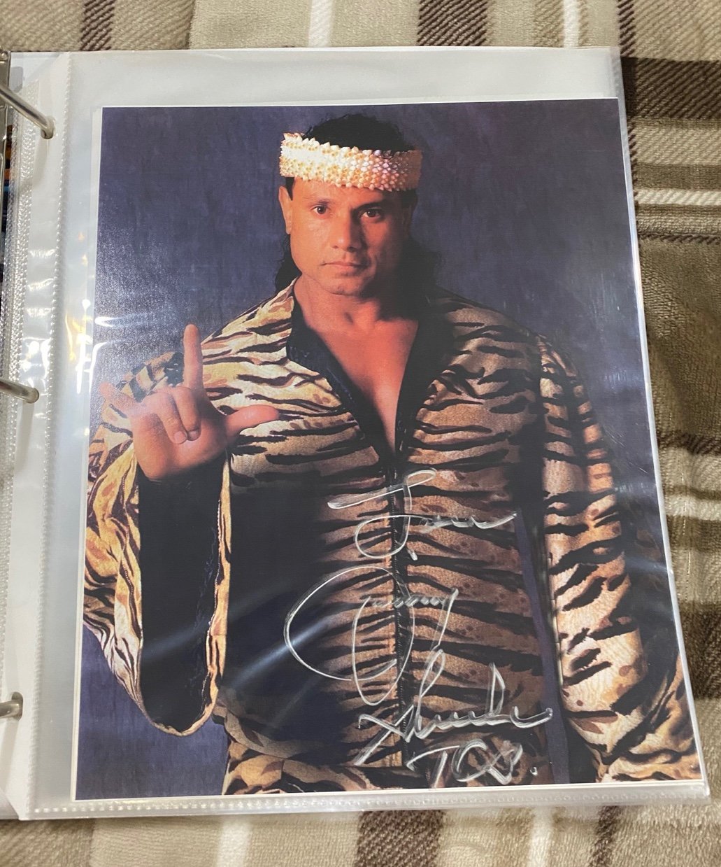 WWE Superfly Jimmy Snuka Signed Autograph 8x10