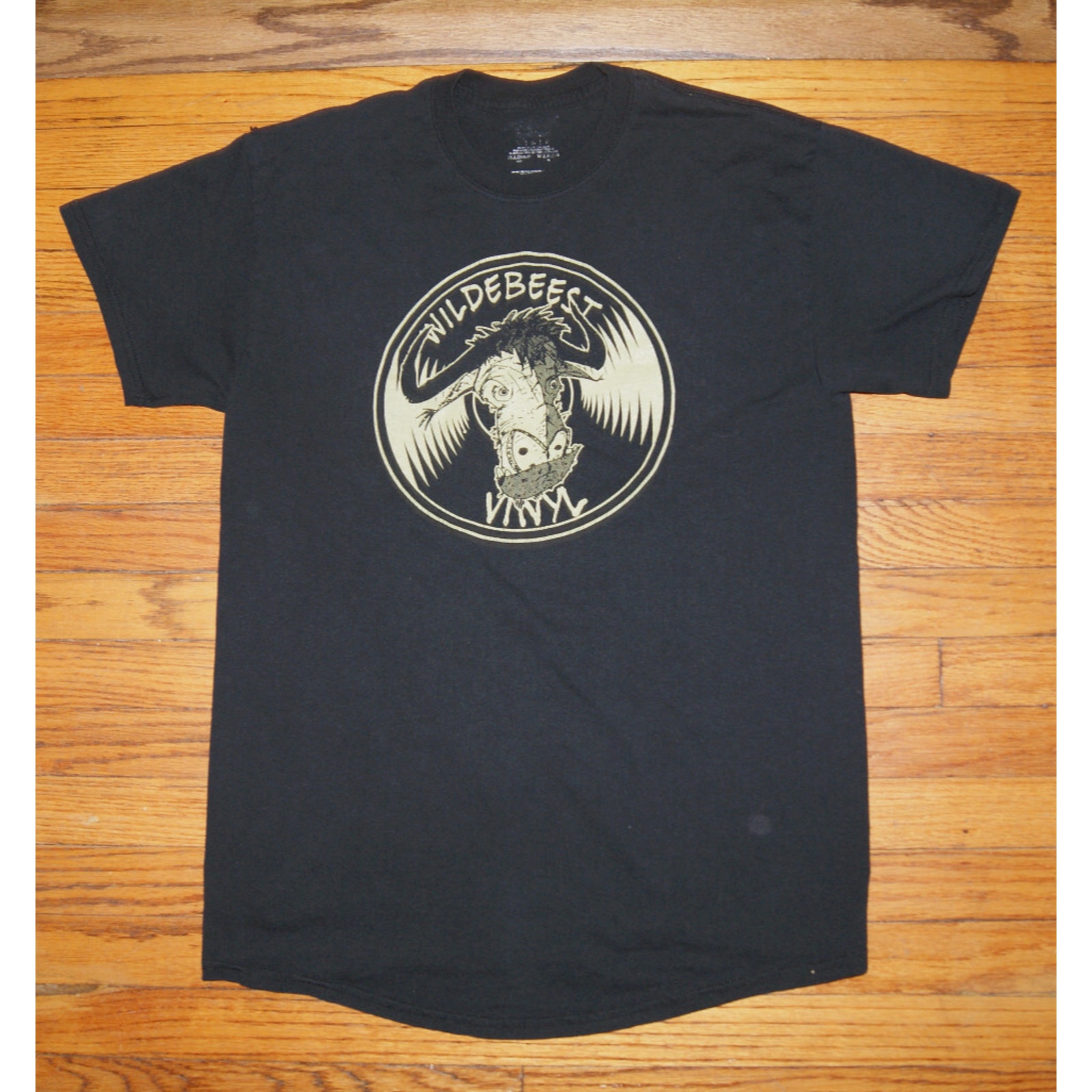 VTG Y2K Wildebeest Vinyl Logo Black Large TShirt Rare Record Label Shop Band Tee