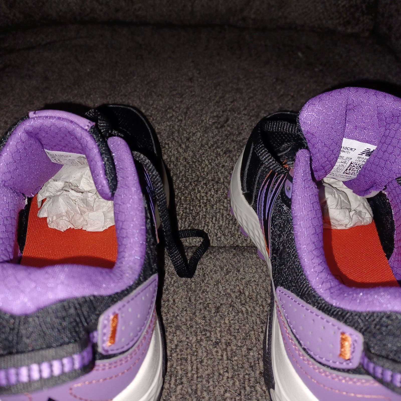NEW Balance shoes