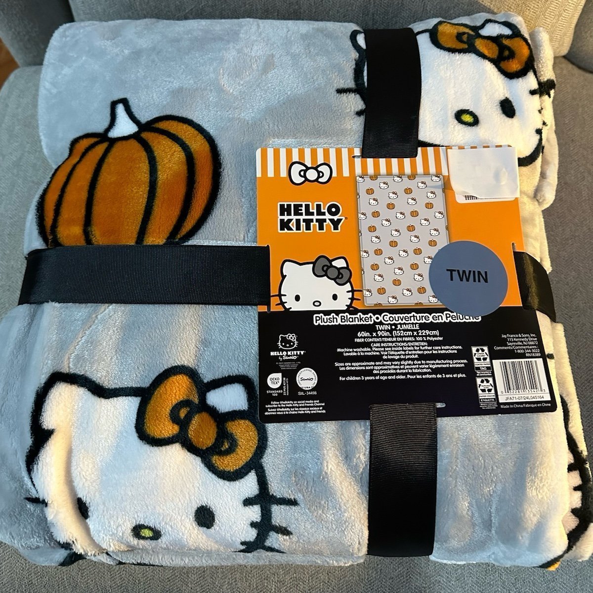 Hello Kitty Halloween blanket grey pumpkin