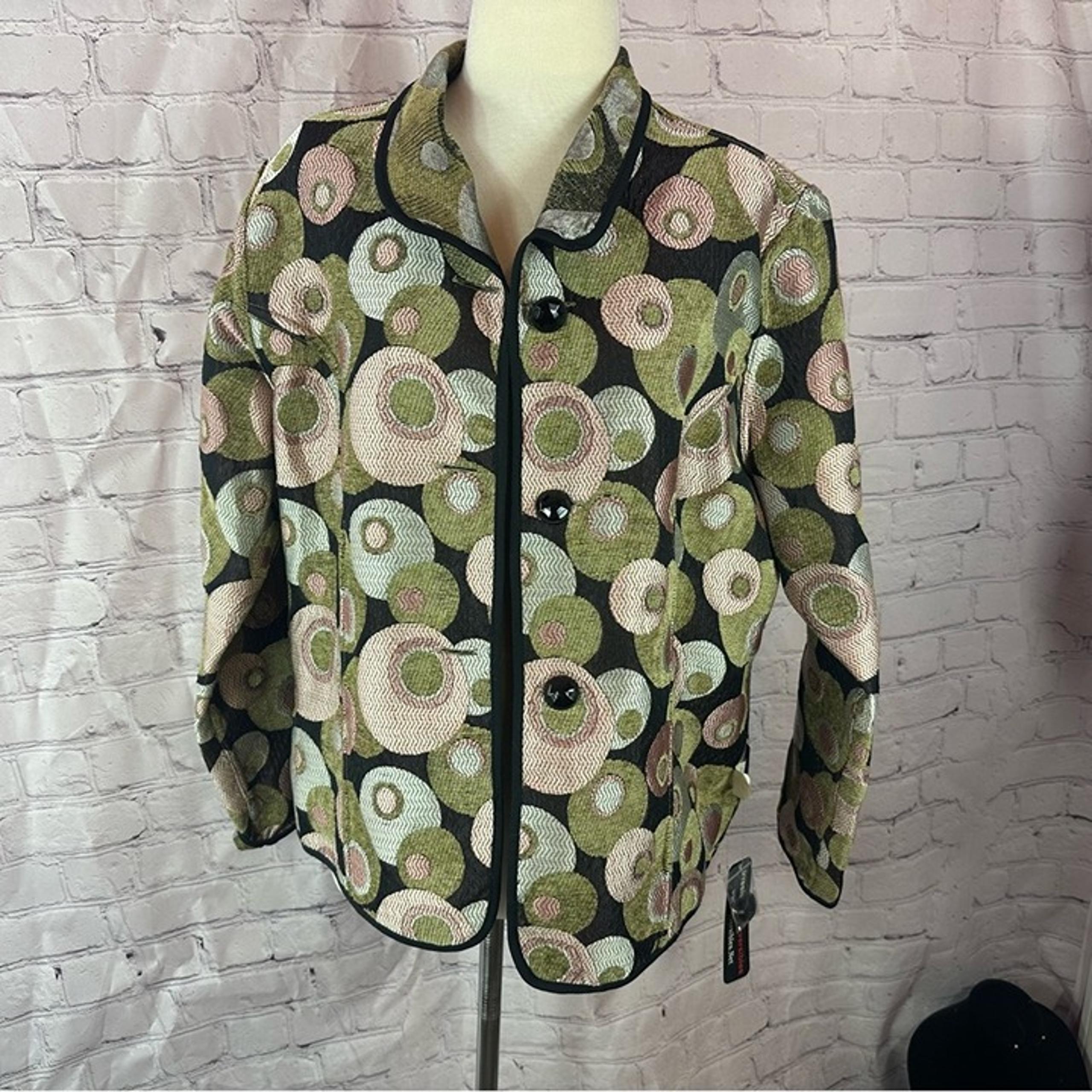 Stylish Women's Blazer with Circle Pattern