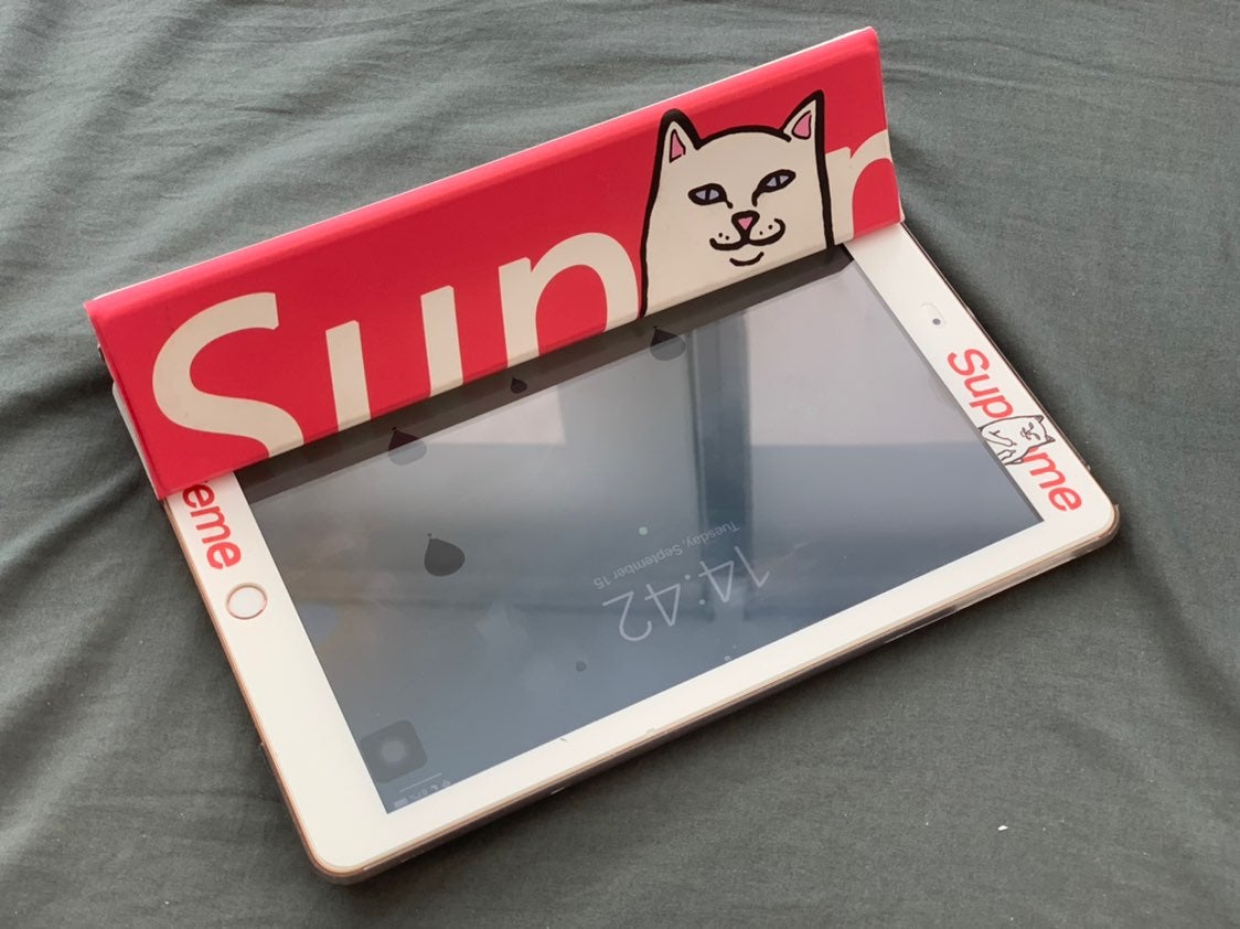 iPad 6th generation Gold 32 GB