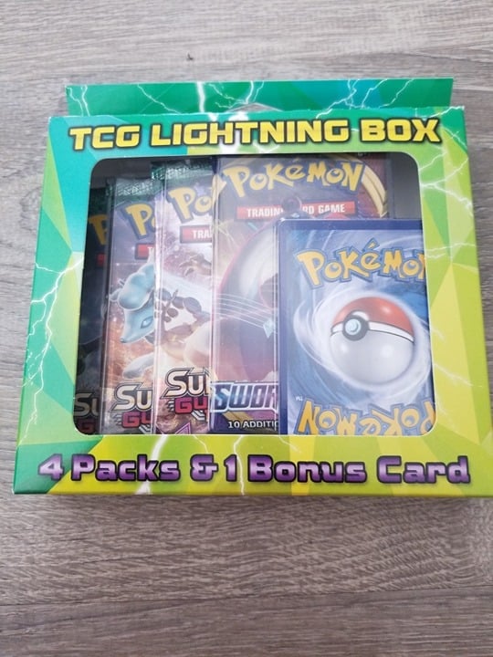 Pokémon TCG Lightning Set -4 Booster Packs + Bonus Card