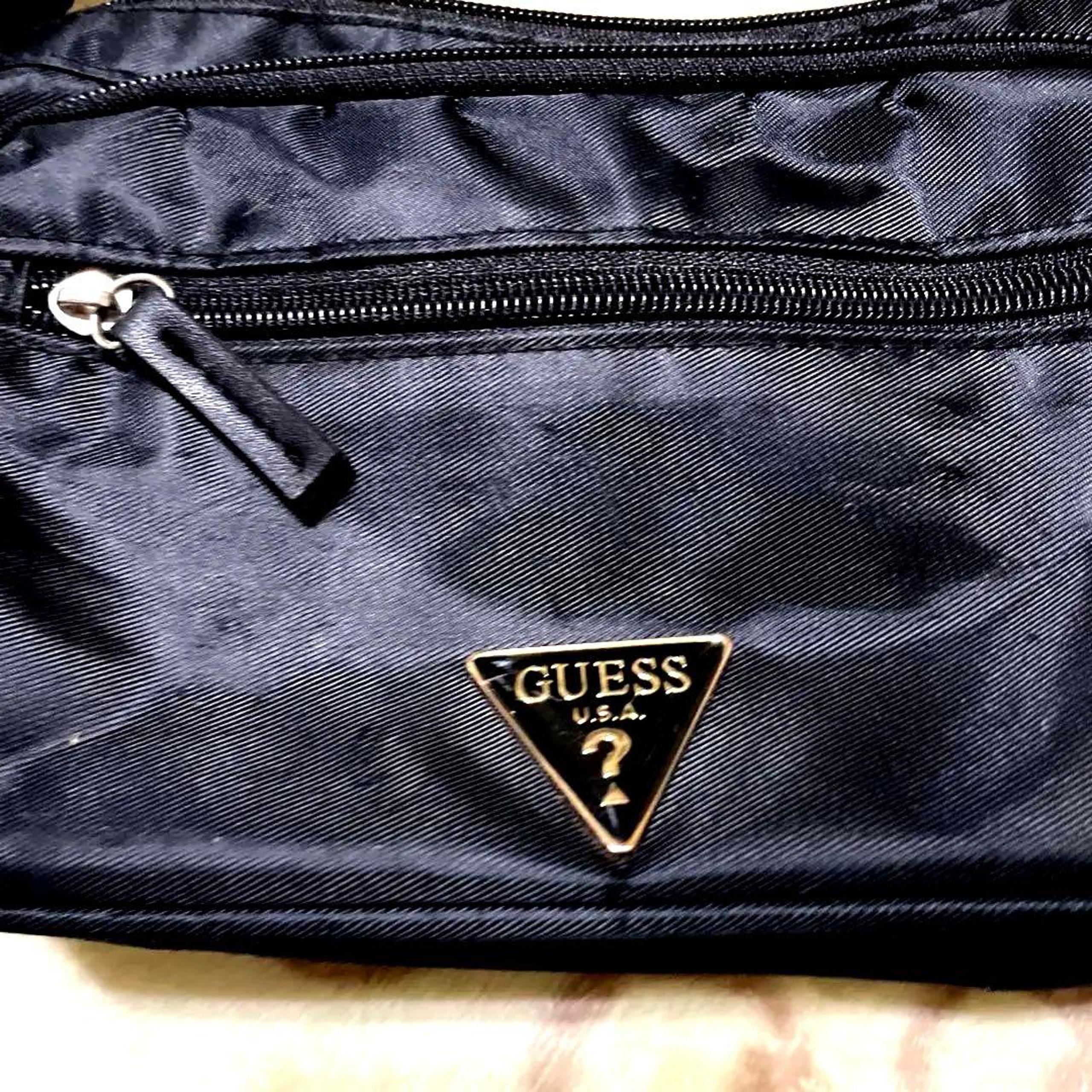 GUESS Black Body Bag