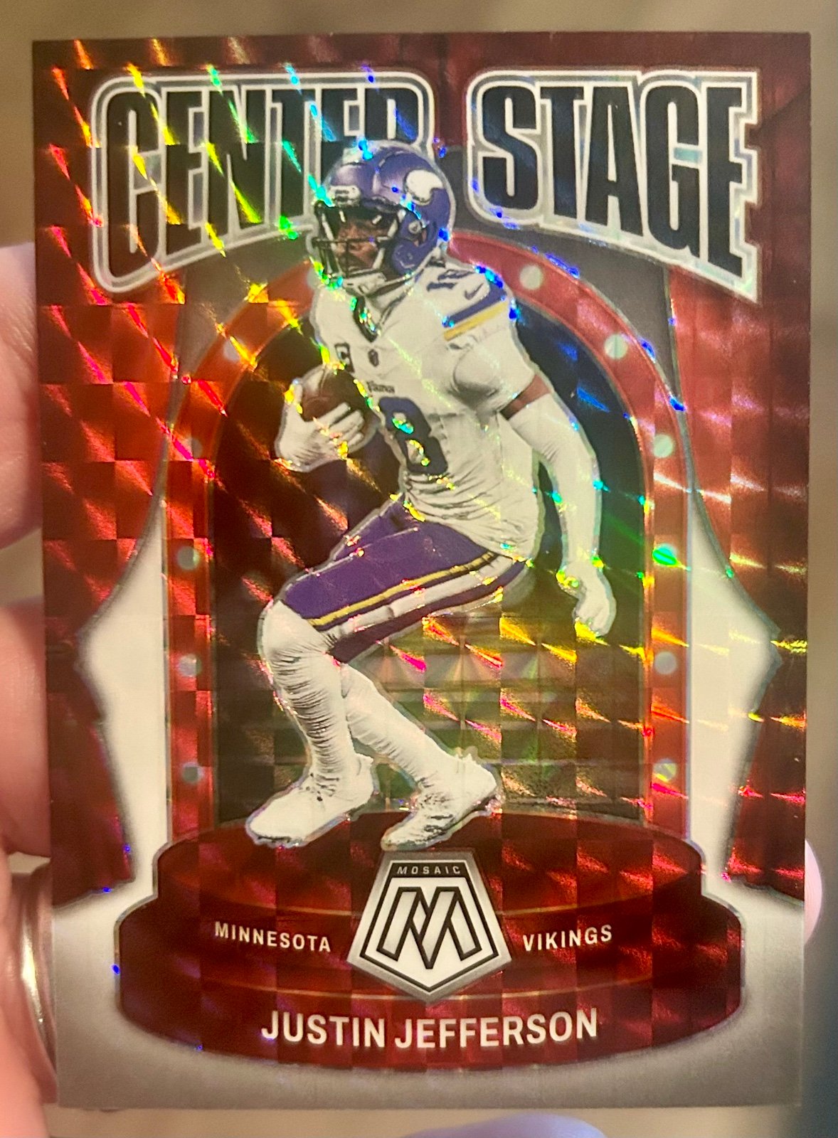 2024 Panini Mosaic Justin Jefferson /25 White Mosaic Center Stage Insert #30