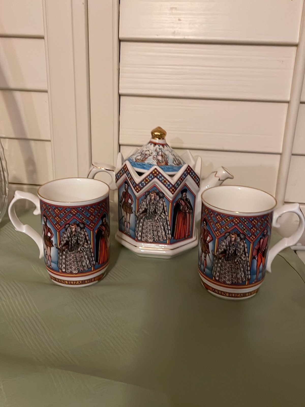 teapot