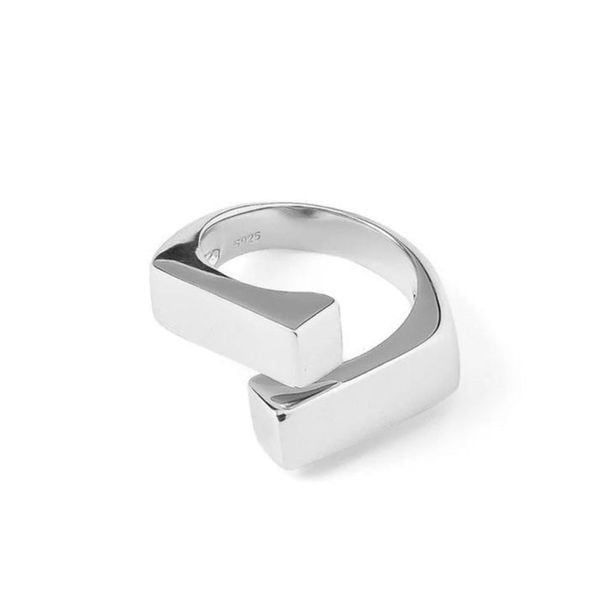 The Guggenheim Ring in silver 925
