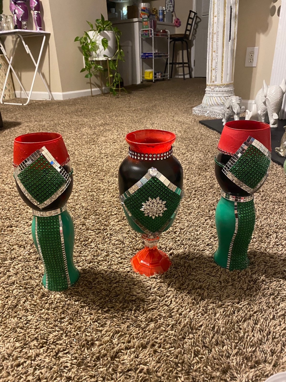This is a three piece glass set