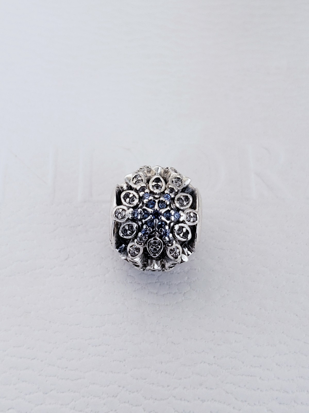 Authentic Pandora SNOWFLAKE CHARM