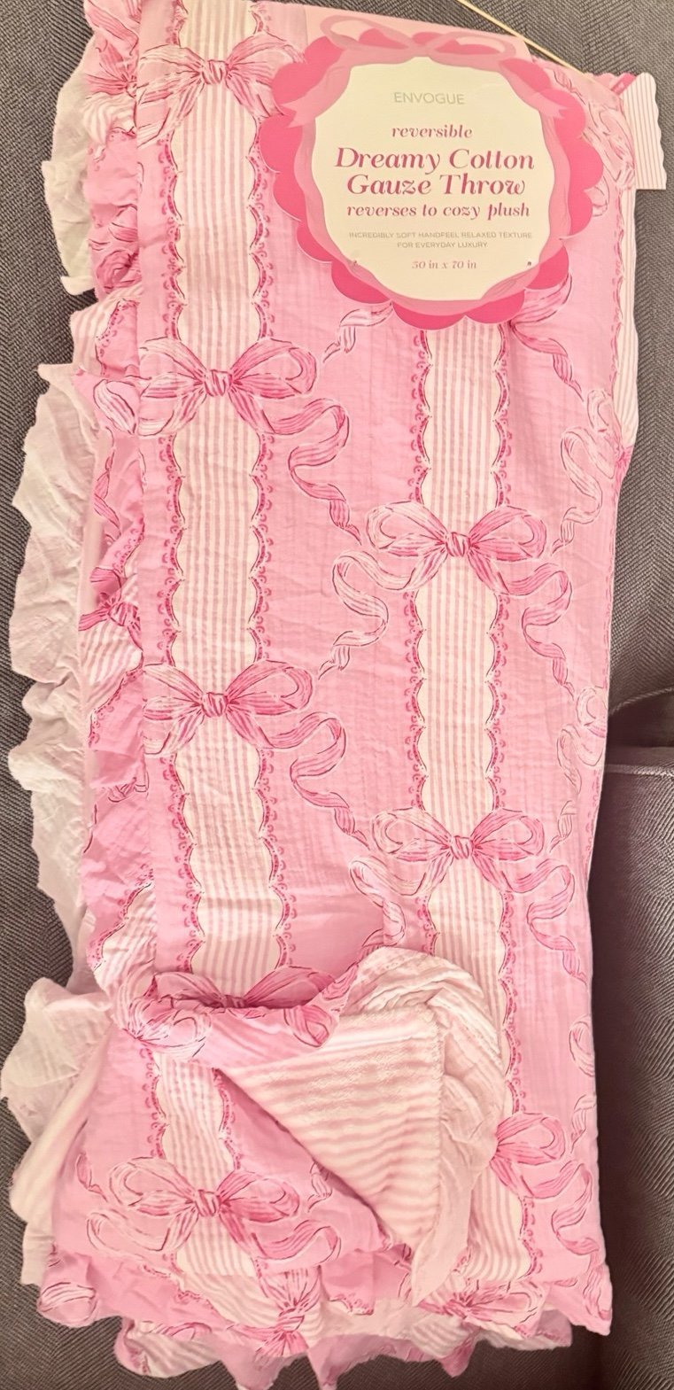 Envogue reversible pink bow “dreamy”cotton gauze throw blanket