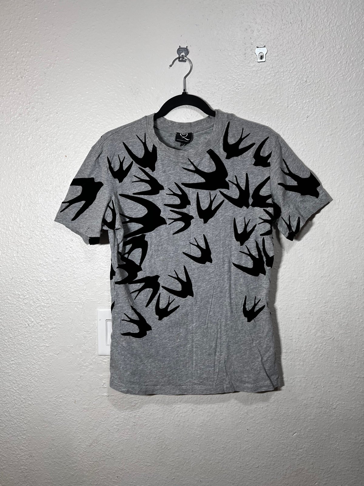 Alexander McQueen Velvet-Trimmed Sparrow Flock Men’s T-shirt Gray Size Medium