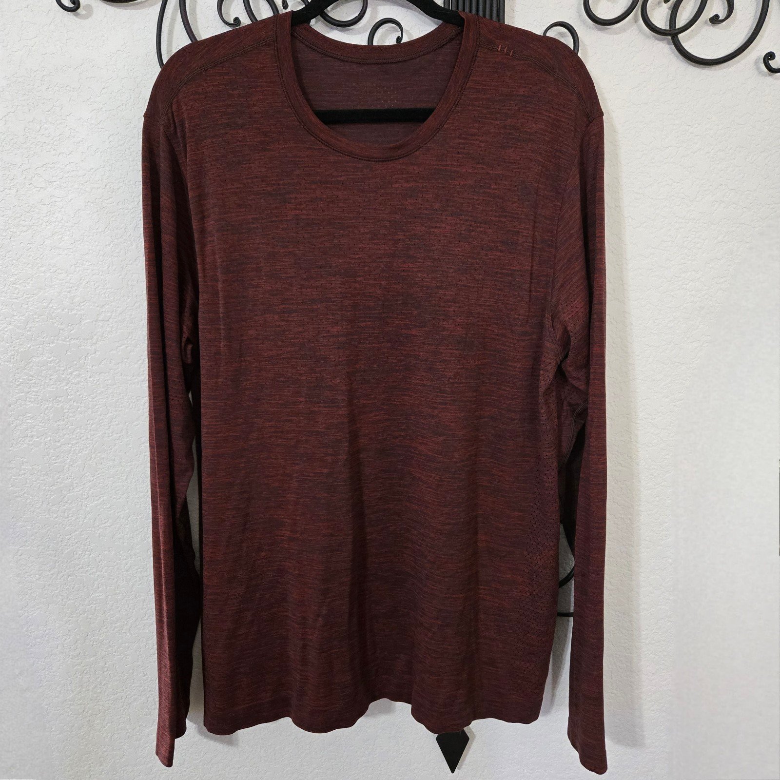 LULULEMON Metal Vent Tech Long Sleeve Tee | XL