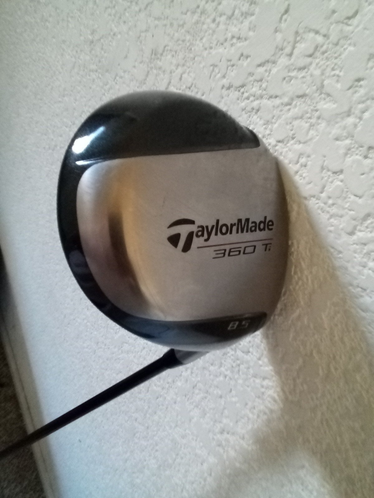 TaylorMade golf club 360 8.5 with 2 balls and sock