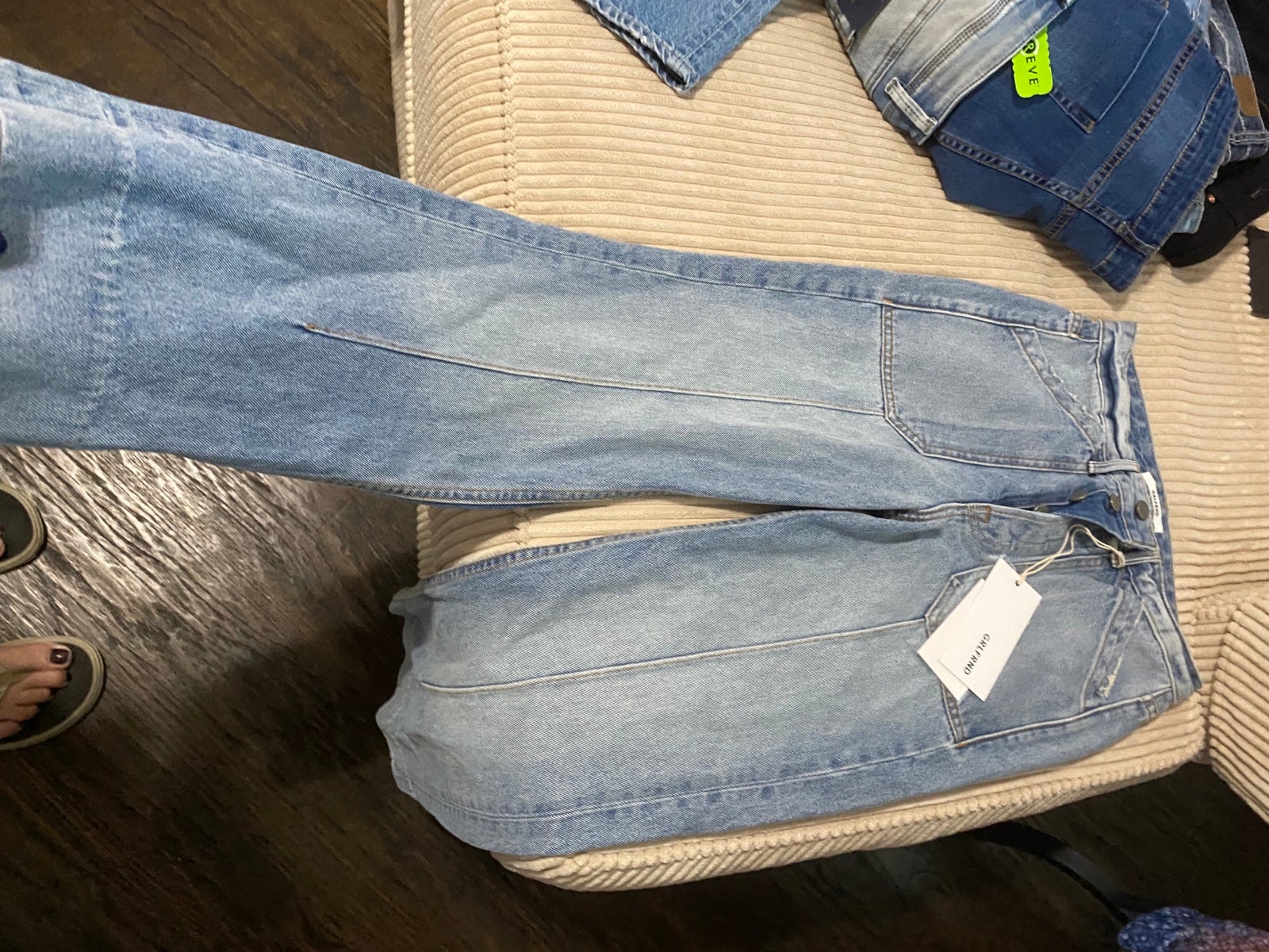 jeans