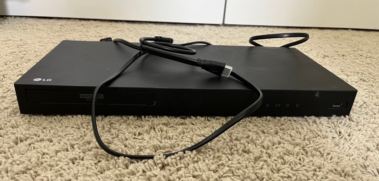 LG UP870 4K Ultra HD Blu-ray Disc Player Wt HDR Wt HDMI Cable WORKS PERFECTLY ✅