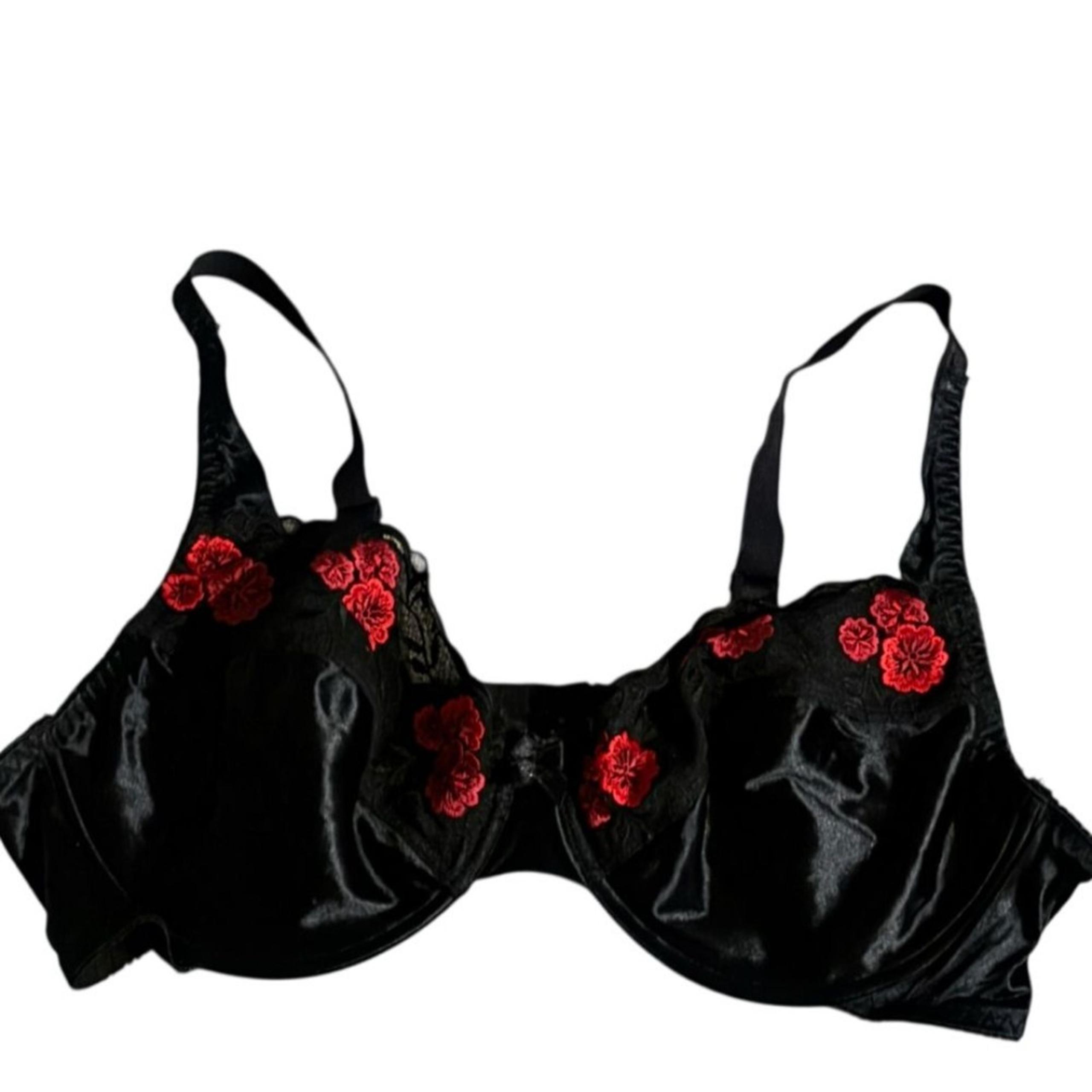 Delta Burke Elegant Feminine Black and Red Floral Women's Bra 44C
