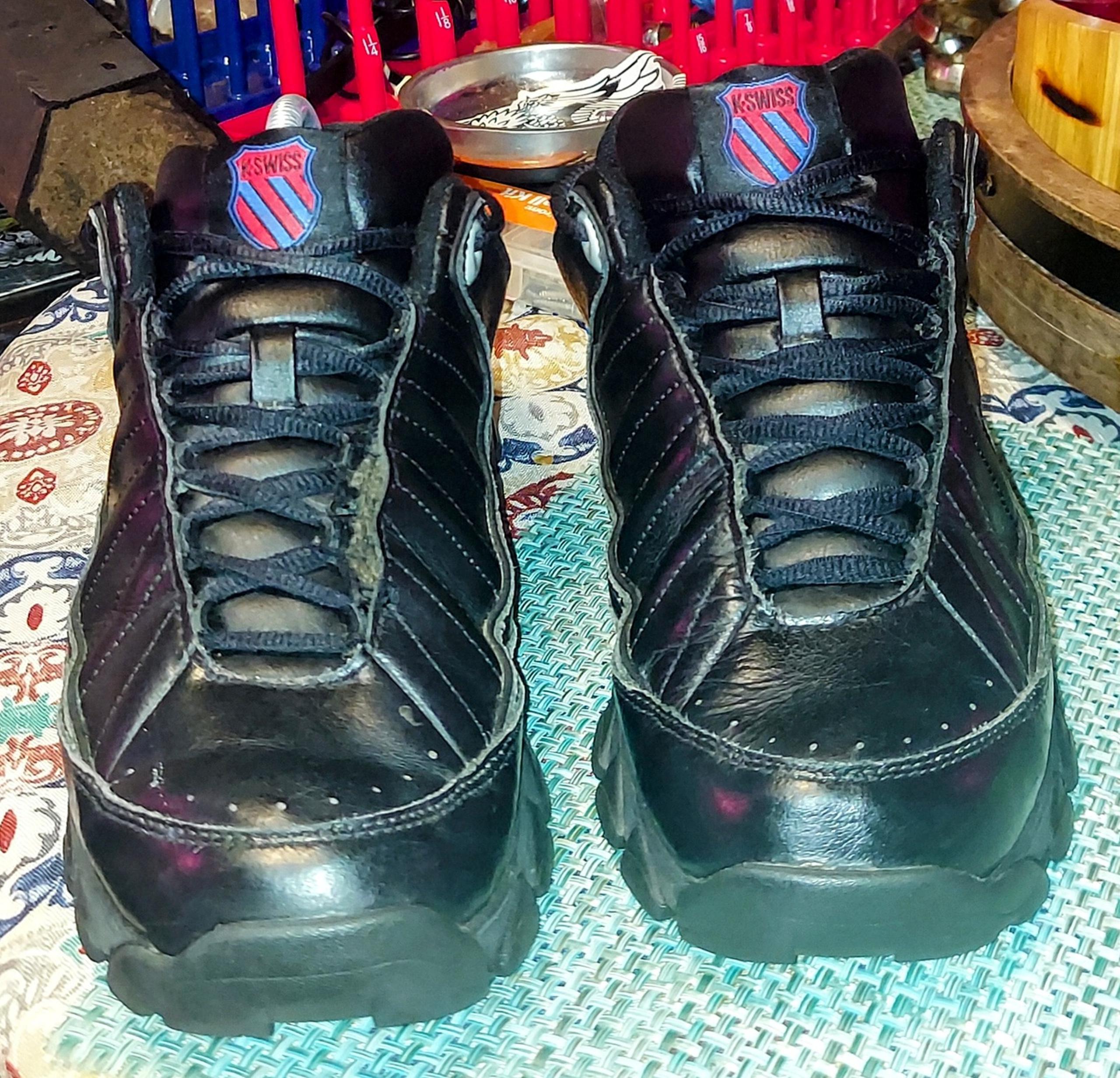 Men's K-Swiss sz.9 tennis shoes