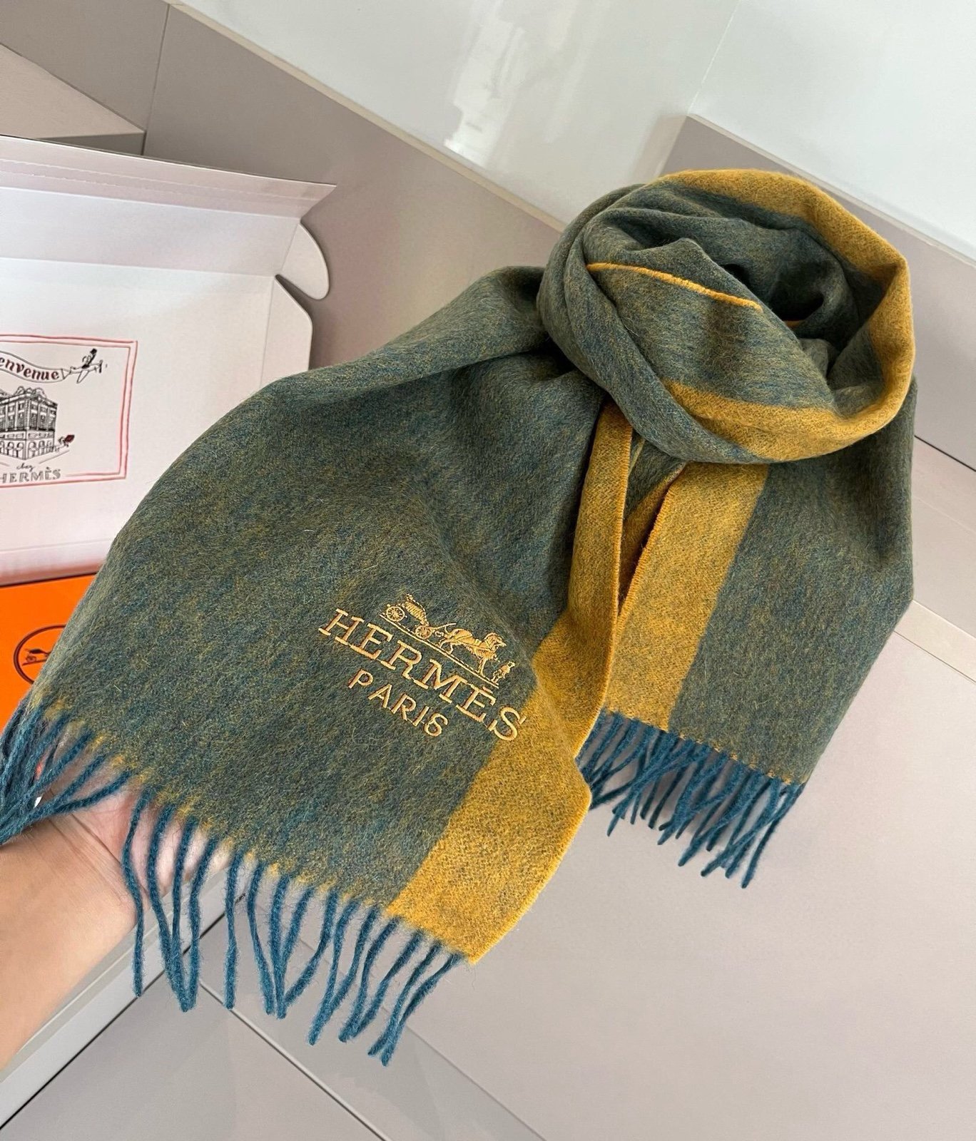Scarf