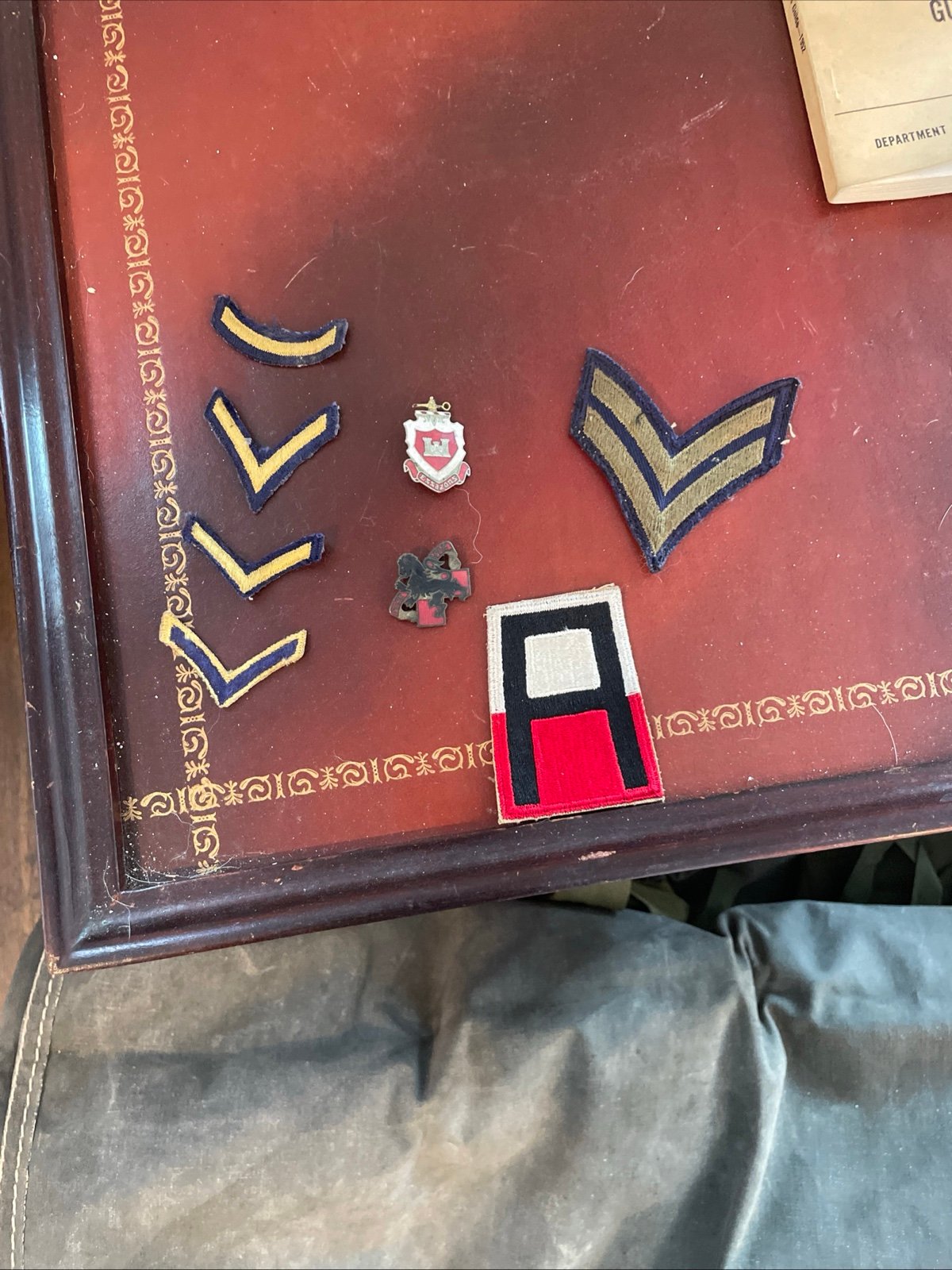 lot of antique from Korean War patches and pins