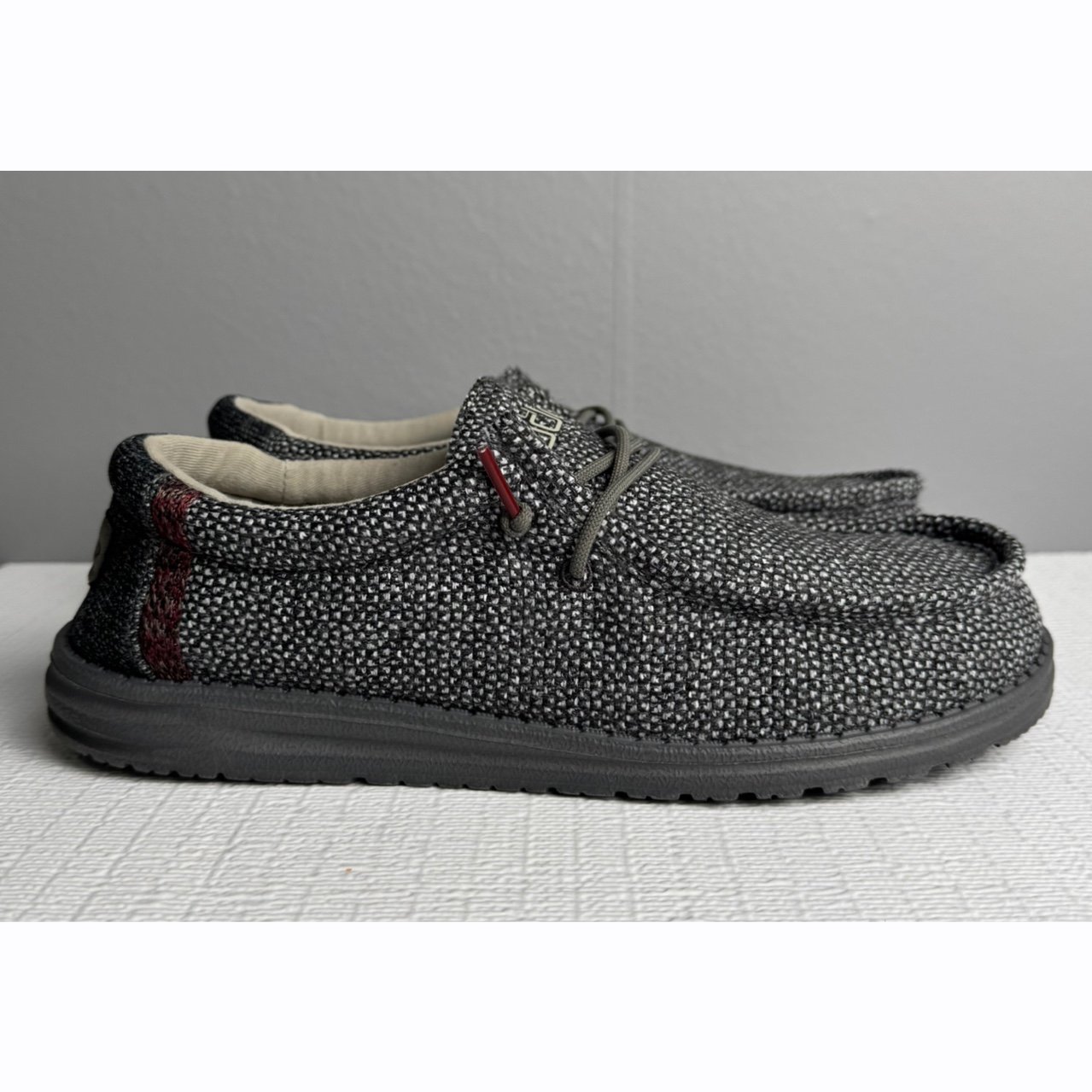Hey Dude Wally Mens Magnet Gray Low Top Slip On Shoe Size 9