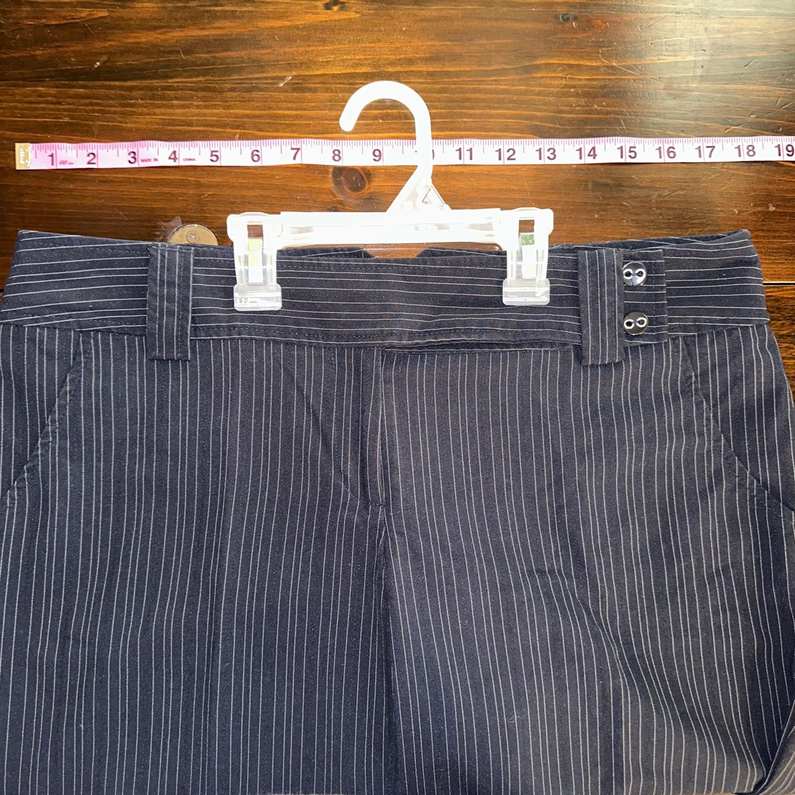No boundaries Navy pinstripe dress pants wide leg juniors size 13