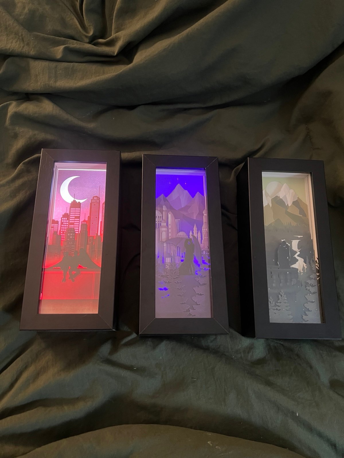 Reading portal light boxes