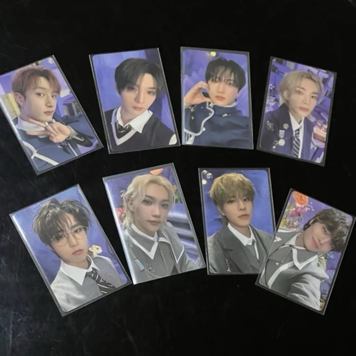 [Sell as 8 PC SET] Stray Kids SKZOO MAGIC SCHOOL FM POB PC Photocard