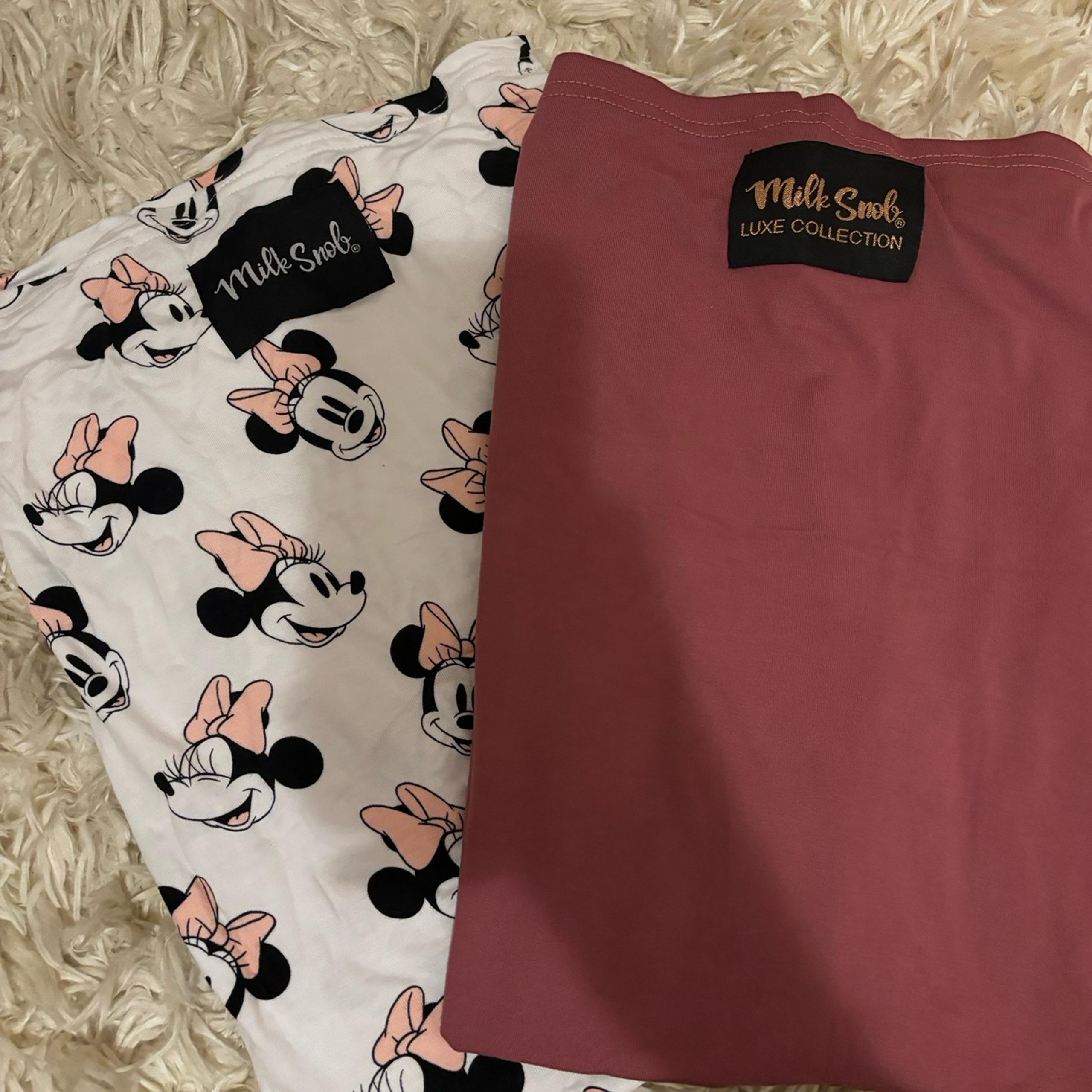 Milk snob carseat & nursing covers