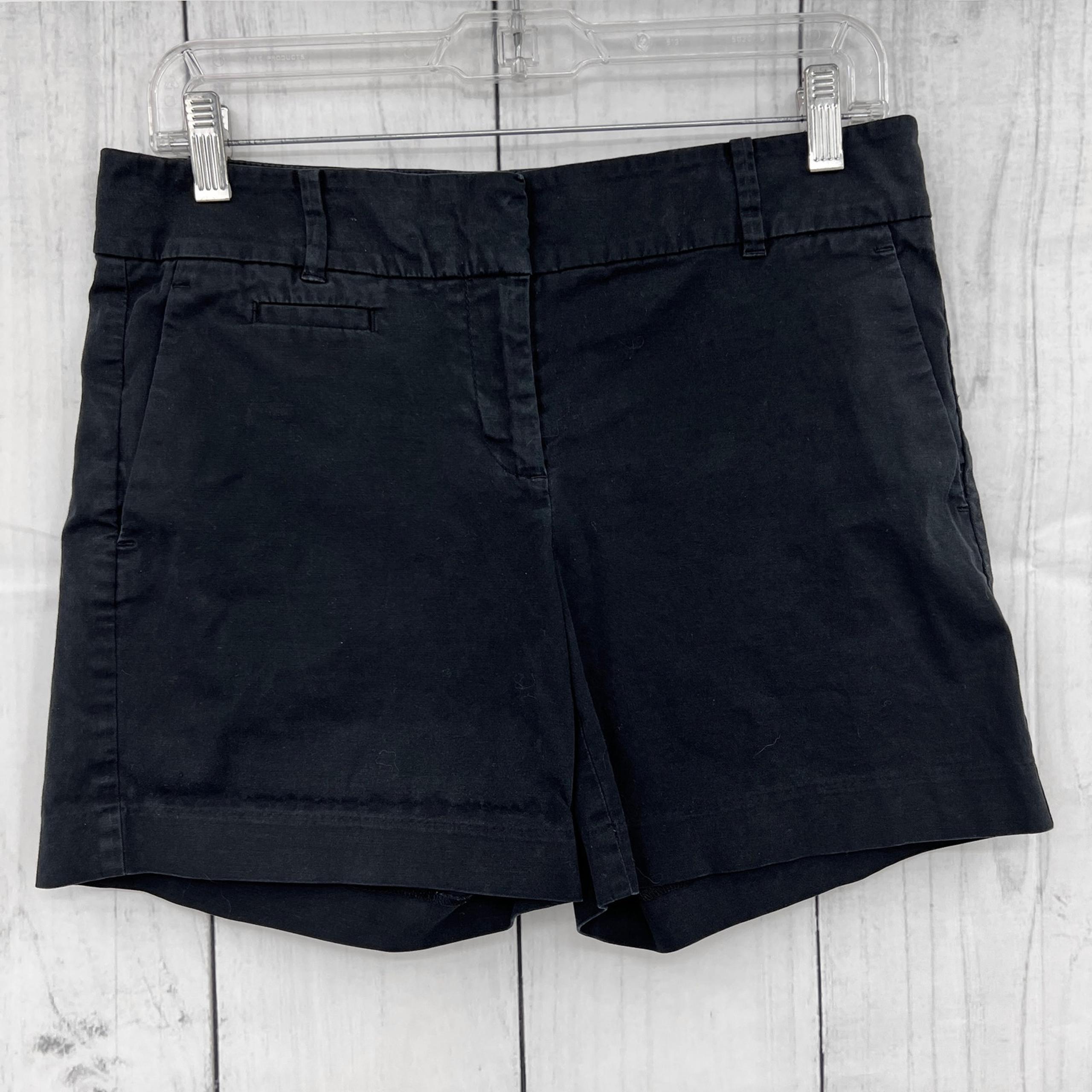 Ann Taylor Black Devin Fit chino shorts womens Size 4