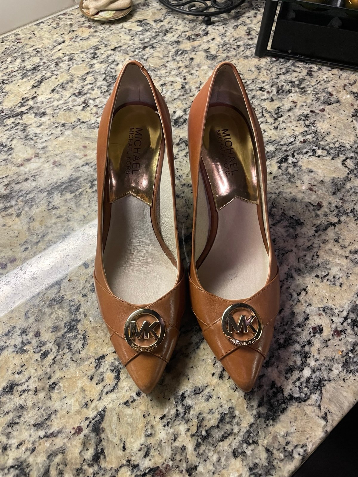 Michael Kors Brown Heels 7.5