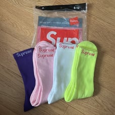 Supreme x Hanes Crew Socks - 4 Colors