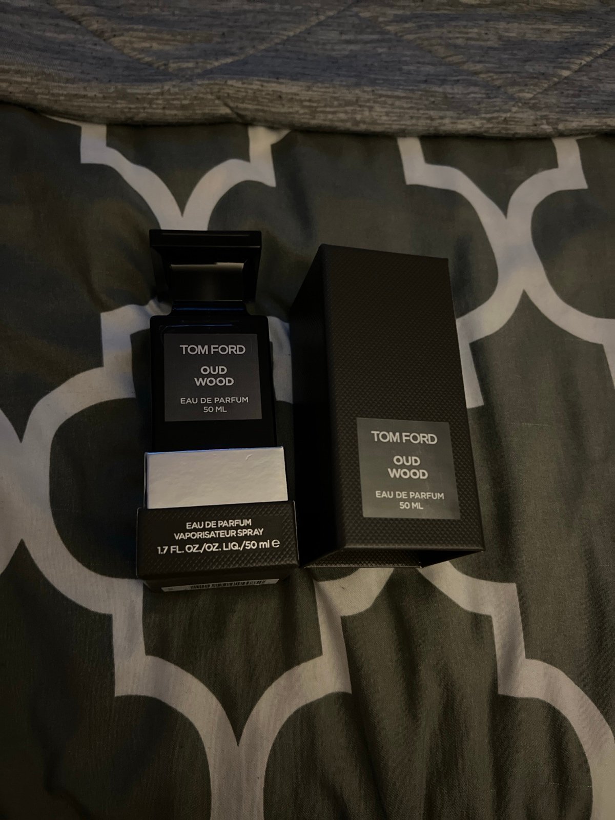 【美品】TOM FORD アラベスク Oversized sunglasses Tom Ford Black in Plastic - 17541284