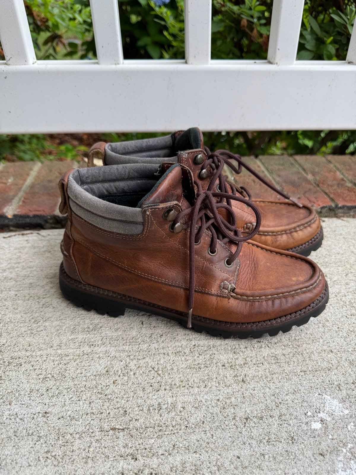 Vintage 90s Hunt Club Combat Brown Leather Lace Up boots Size 8M Women’s