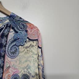 Item photo preview #3