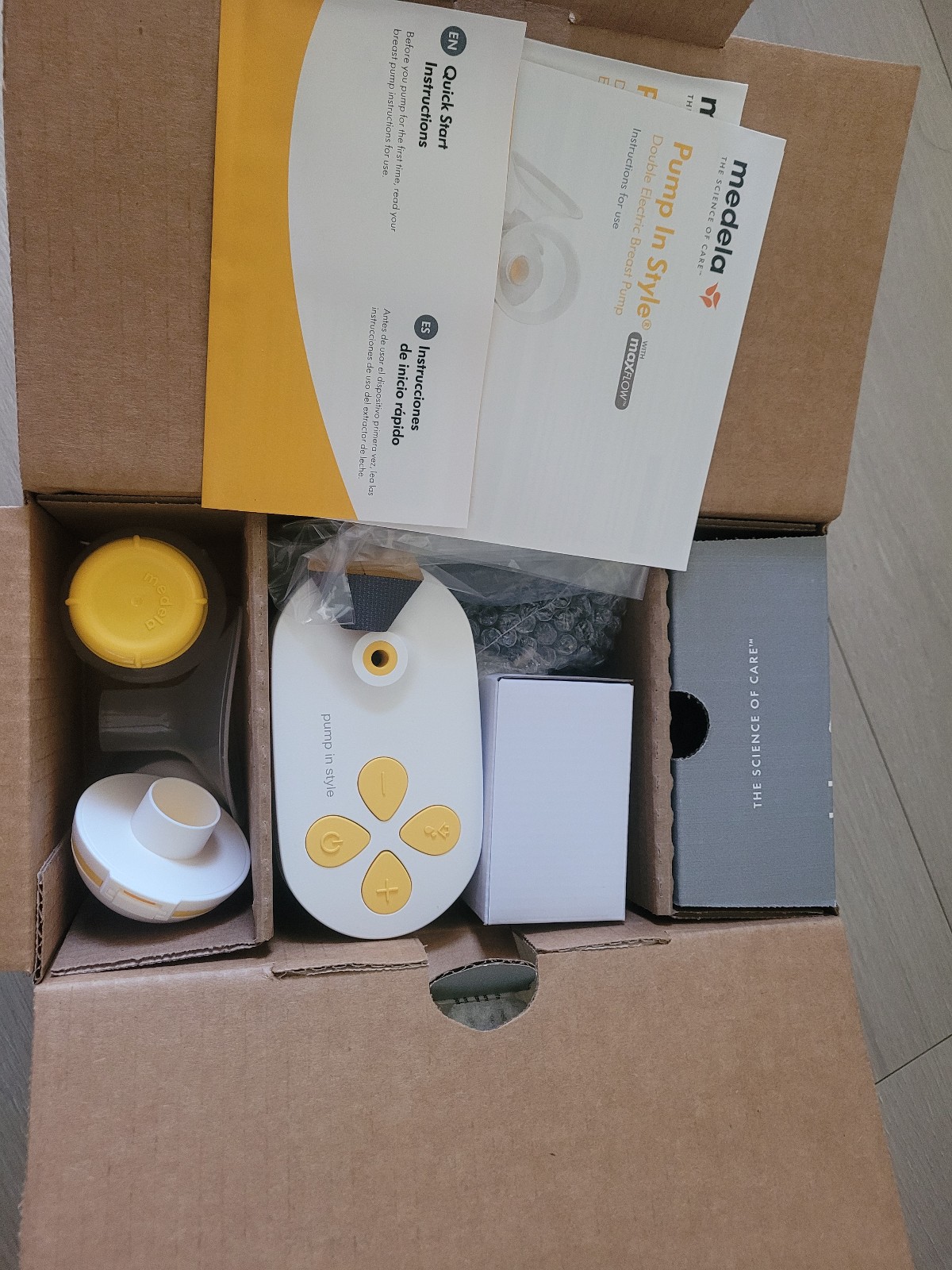 Medela pump in style