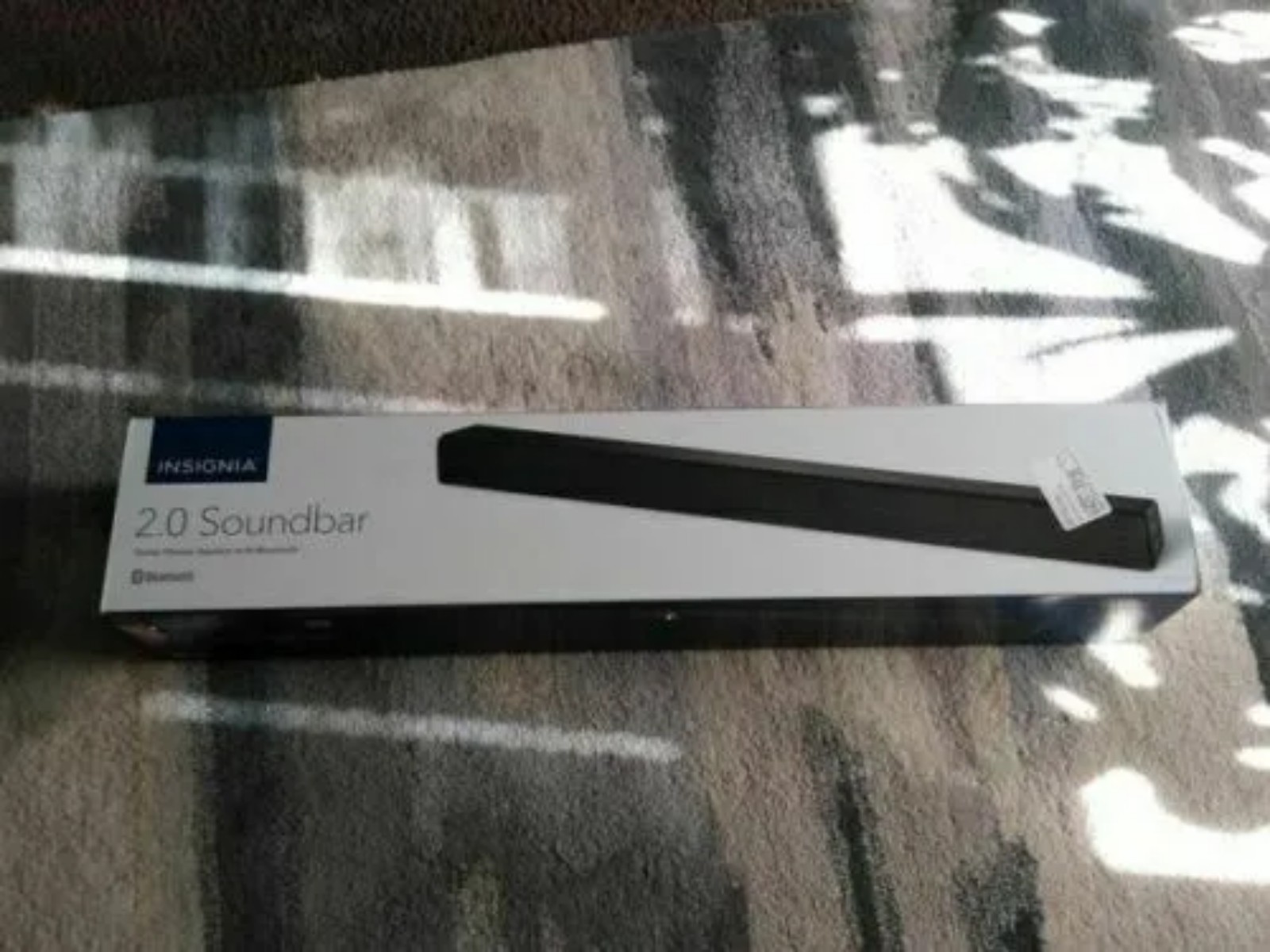 INSIGNIA 2.0 Bluetooth soundbar NEW IN BOX