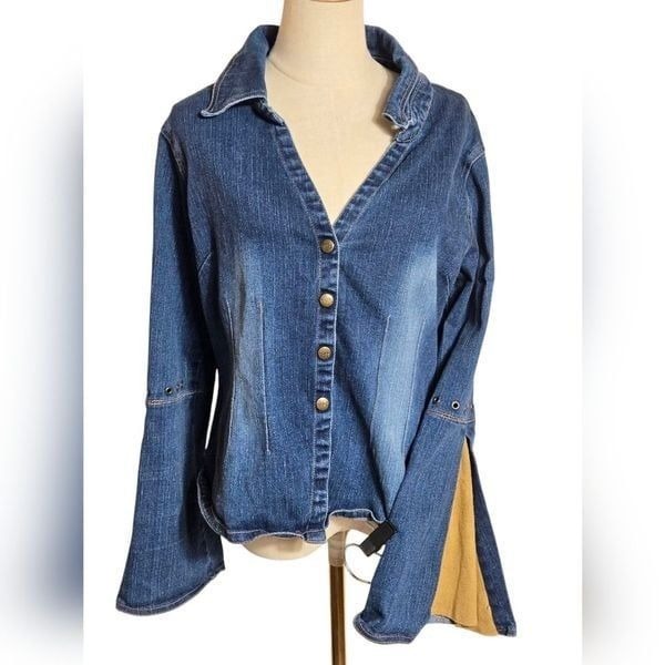 Solo Stretch 90's VINTAGE Denim Shirt Jacket with Bell Sleeves