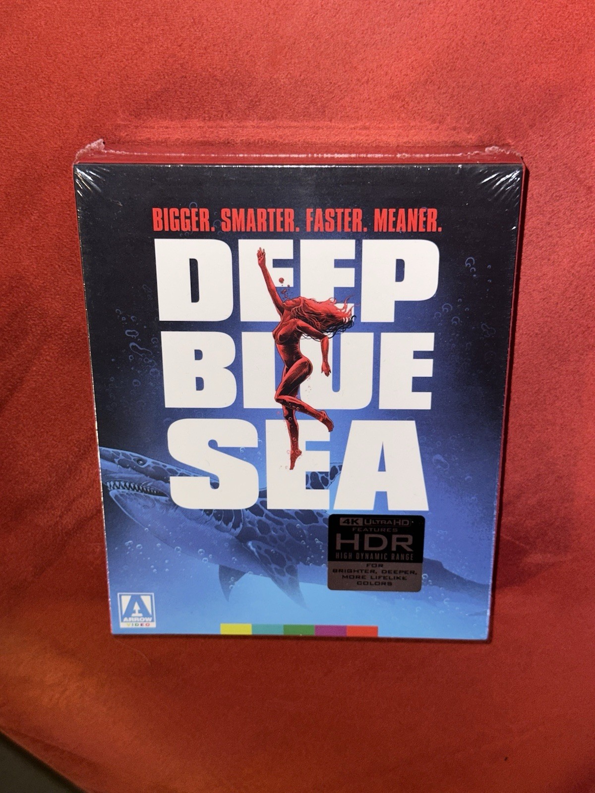 Deep Blue Sea (4K Ultra HD Blu-Ray UHD) Limited Edition w Postcard, Poster, Book