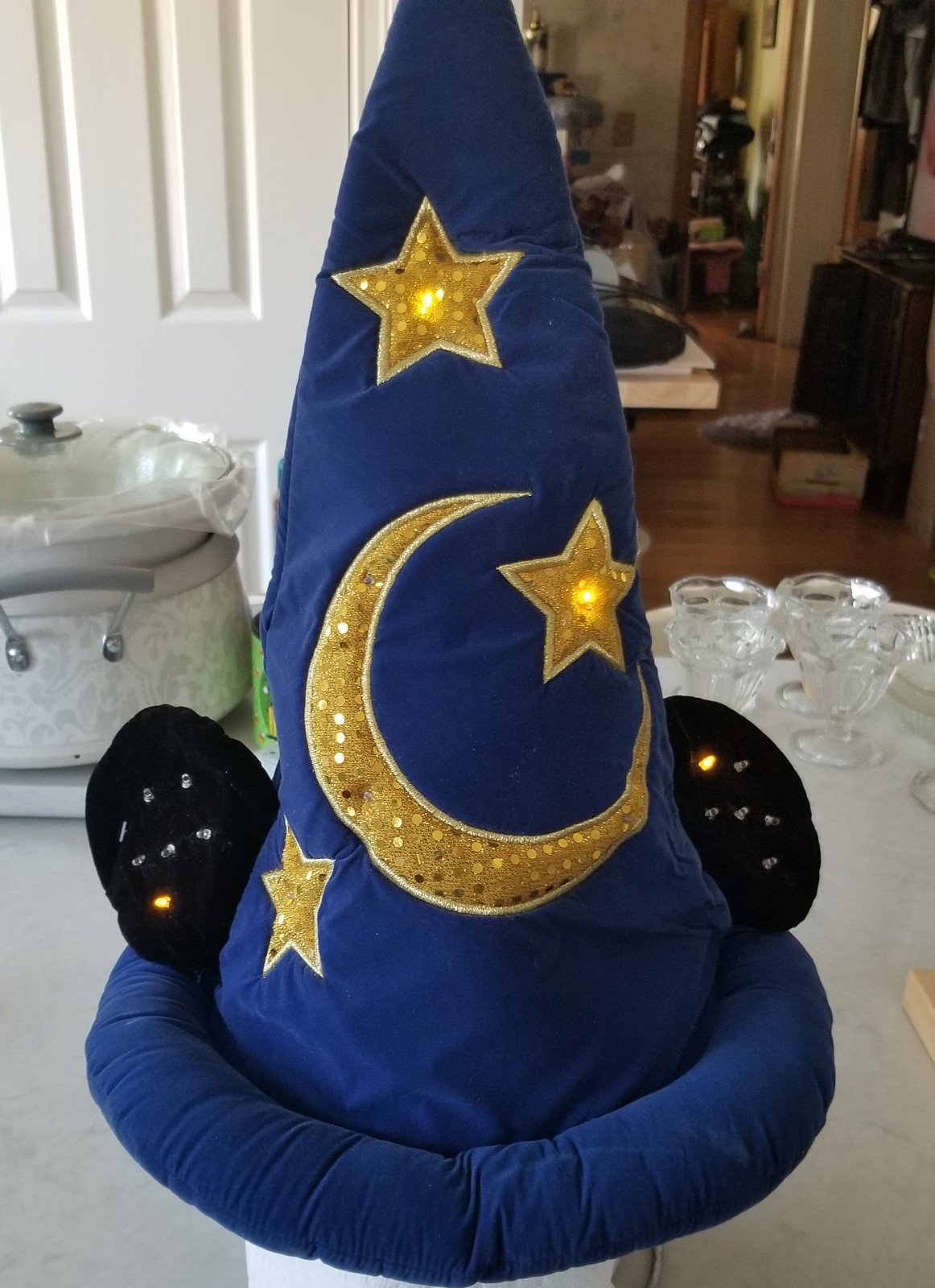 Disney Fantasia 100 years of magic hat gold stars Rare