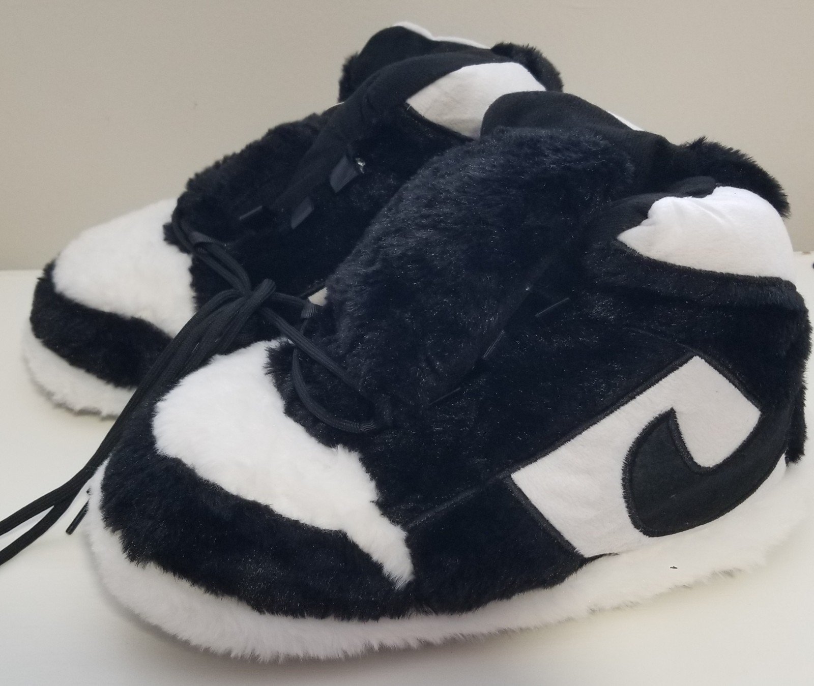 Awesome New Panda Dunk Sneaker Slippers Mens US 8-10.5/Womens 5-7.5 Elevate you
